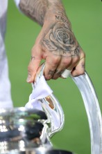 Gripping the cup